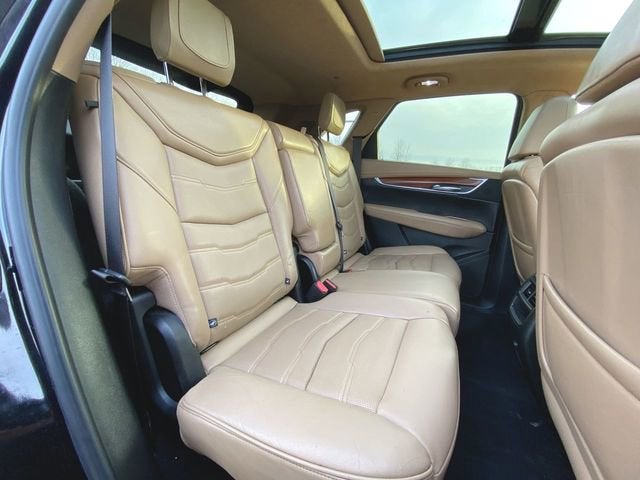 2019 Cadillac XT5 Platinum AWD