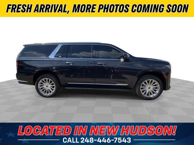 2022 Cadillac Escalade ESV Premium Luxury
