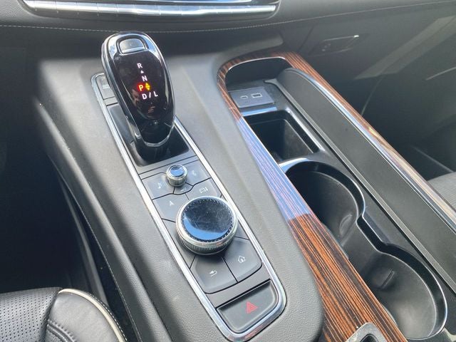 2022 Cadillac Escalade ESV Premium Luxury