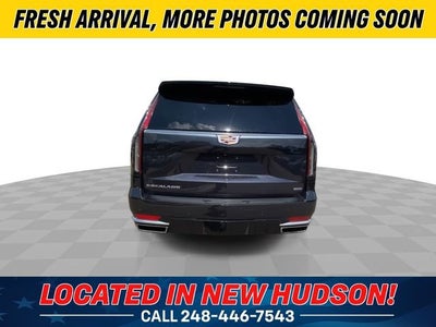 2022 Cadillac Escalade ESV Premium Luxury