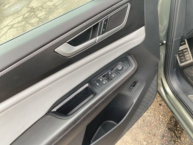 2024 Volkswagen Atlas 2.0T Peak Edition SEL