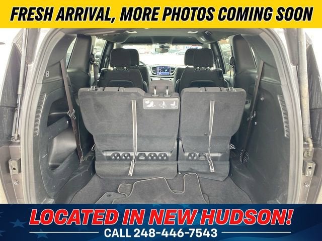 2021 Chrysler Pacifica Touring