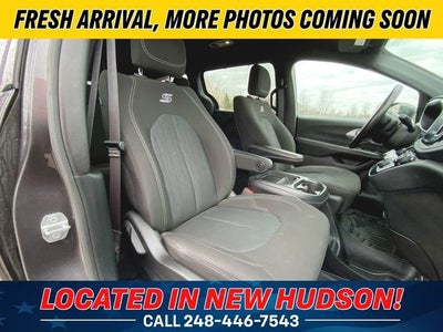 2021 Chrysler Pacifica Touring