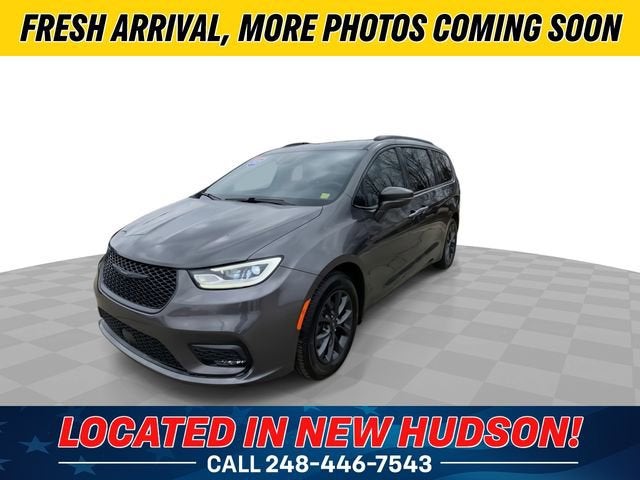 2021 Chrysler Pacifica Touring