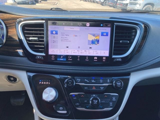 2022 Chrysler Pacifica Limited