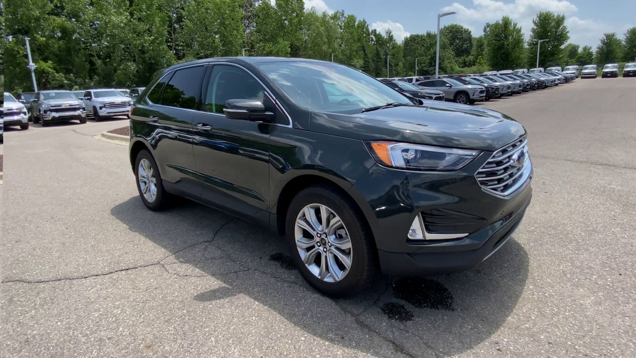 2023 Ford Edge Titanium