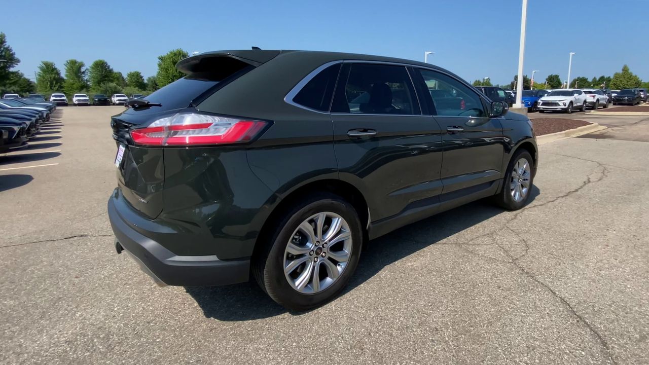 2023 Ford Edge Titanium