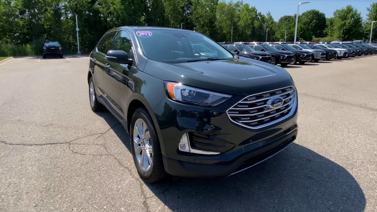 2023 Ford Edge Titanium