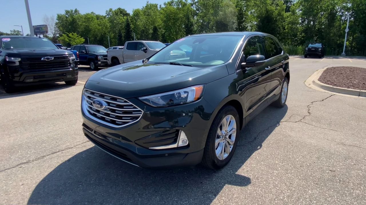 2023 Ford Edge Titanium