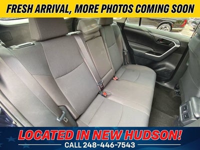 2025 Toyota RAV4 LE