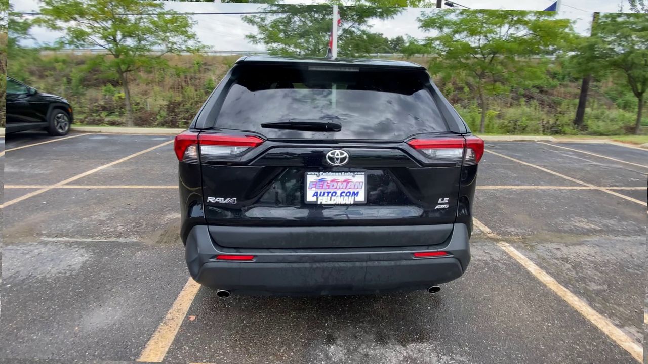 2025 Toyota RAV4 LE