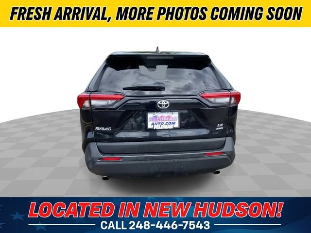 2025 Toyota RAV4 LE