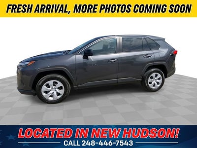 2025 Toyota RAV4 LE