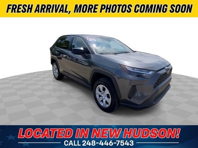 2025 Toyota RAV4 LE
