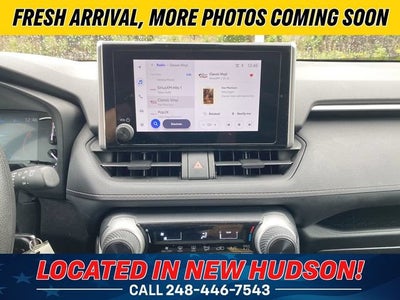 2025 Toyota RAV4 LE