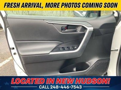 2025 Toyota RAV4 LE