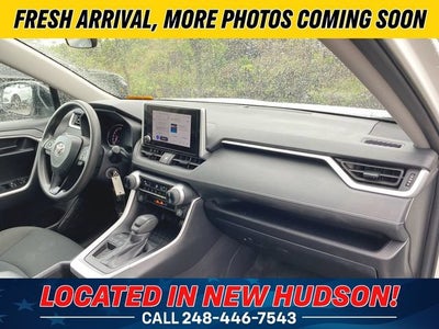 2025 Toyota RAV4 LE