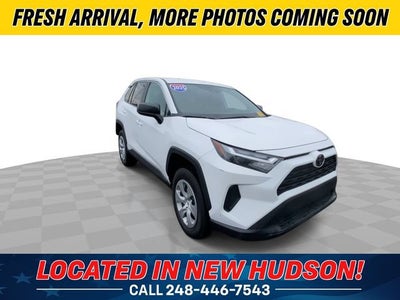 2025 Toyota RAV4 LE