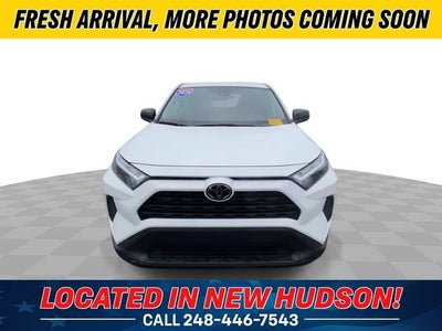 2025 Toyota RAV4 LE