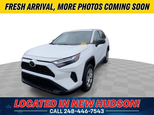 2025 Toyota RAV4 LE