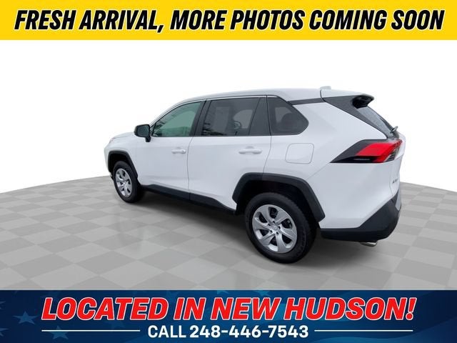 2025 Toyota RAV4 LE