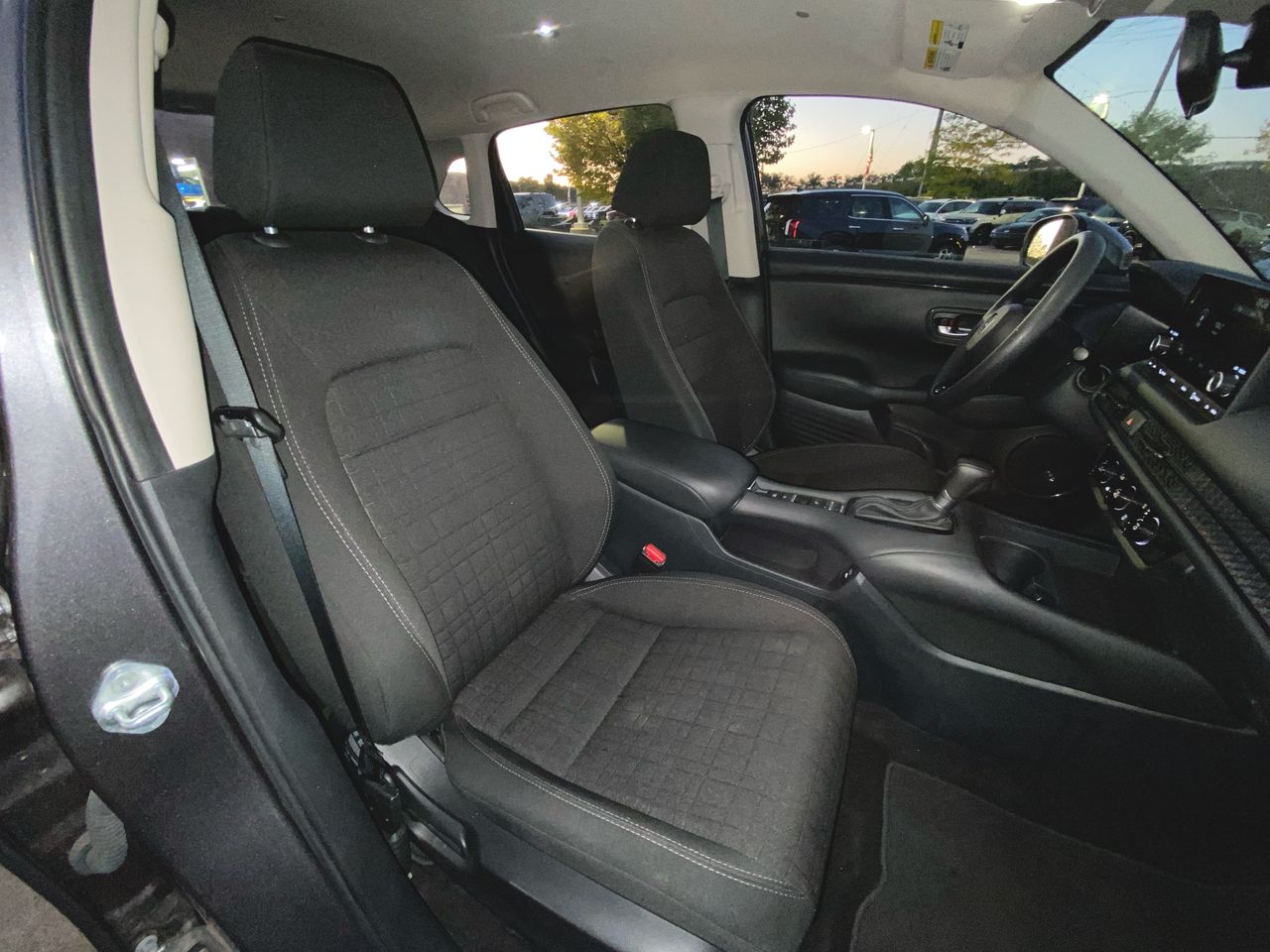 2025 Honda HR-V LX