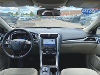 2020 Ford Fusion SE