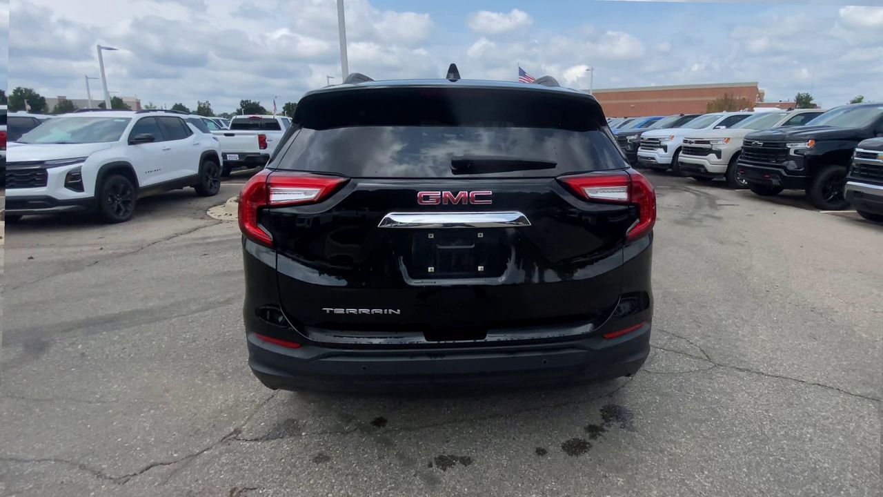 2023 GMC Terrain SLE