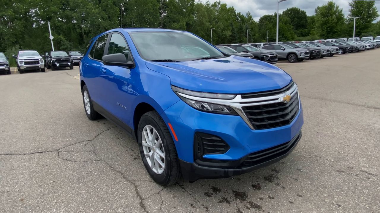 2024 Chevrolet Equinox LS