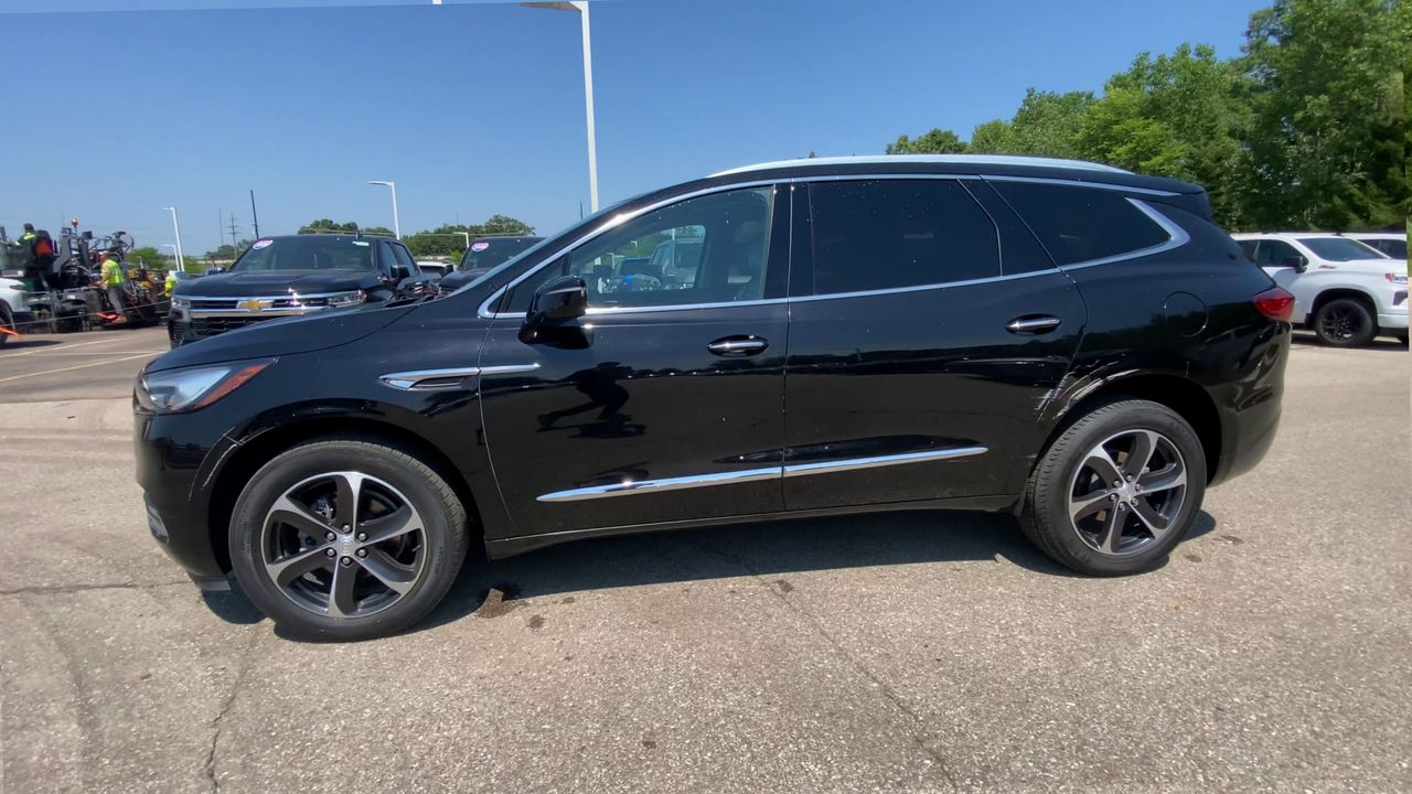 2021 Buick Enclave Essence