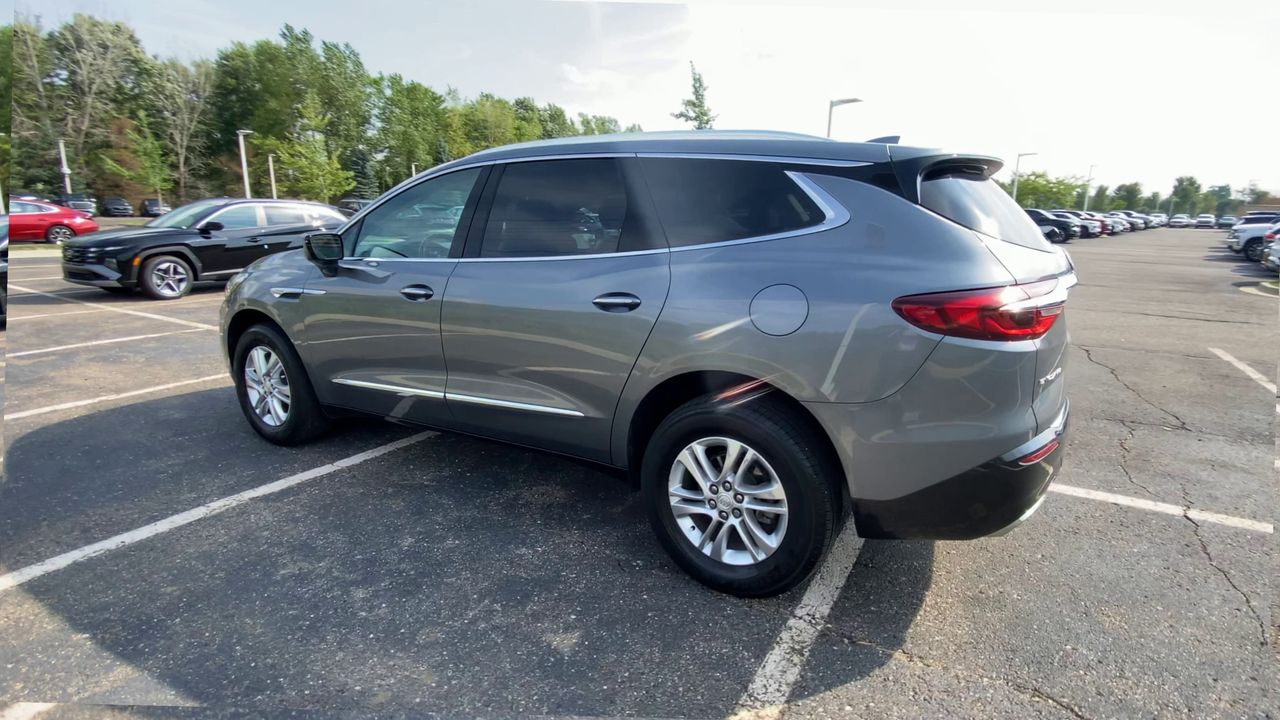 2021 Buick Enclave Essence