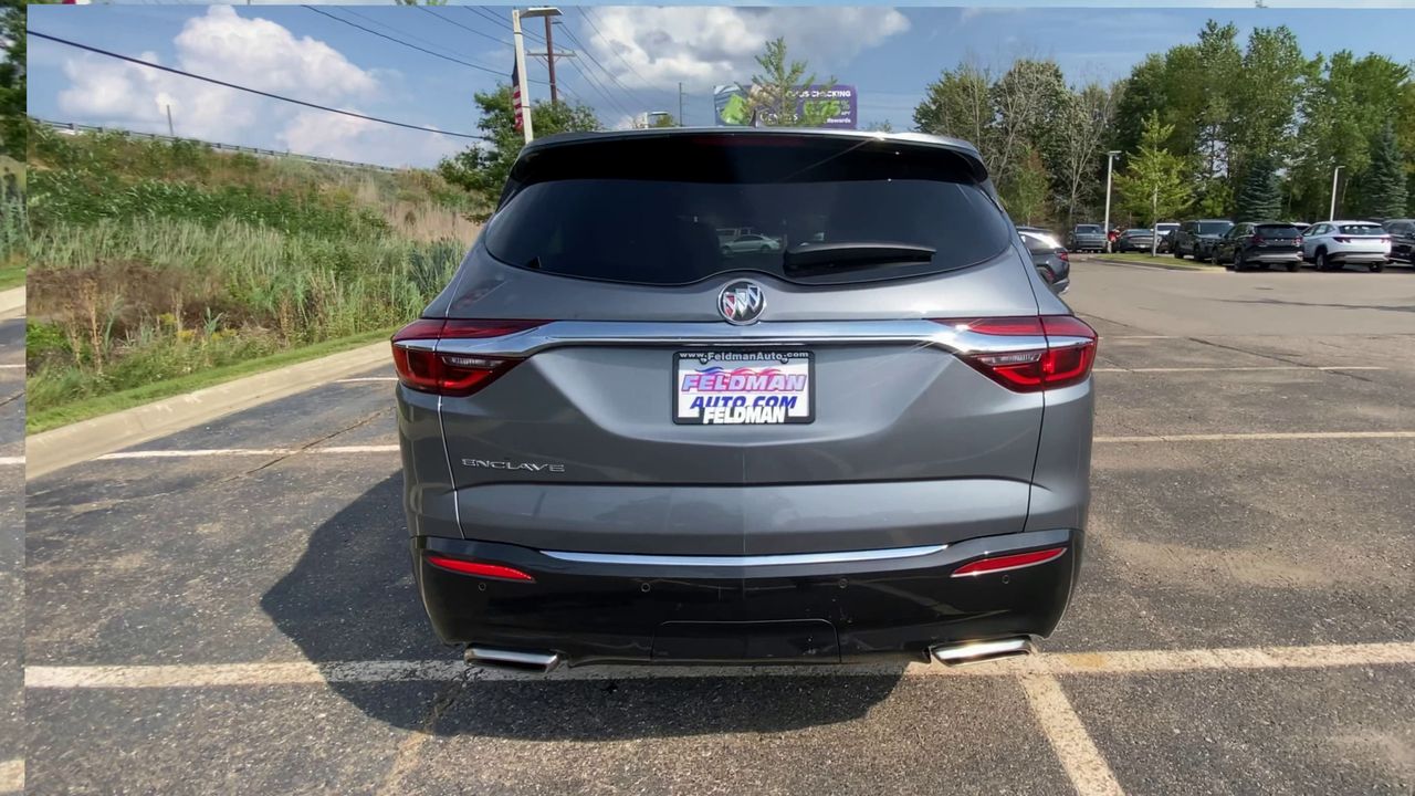 2021 Buick Enclave Essence