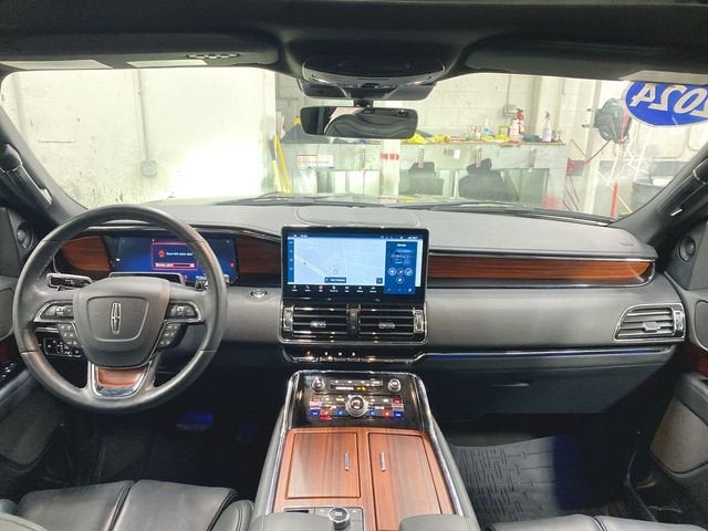 2024 Lincoln Navigator Premiere