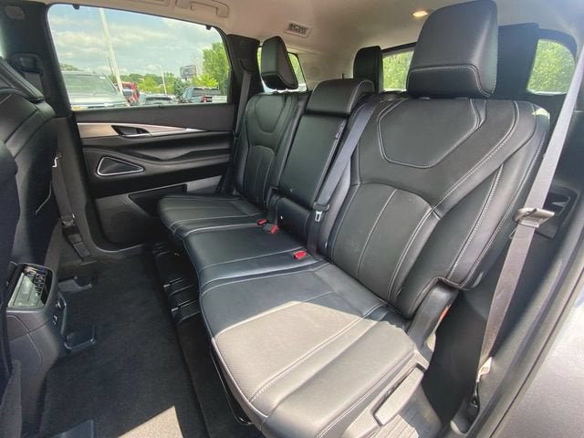2023 INFINITI QX60 LUXE AWD