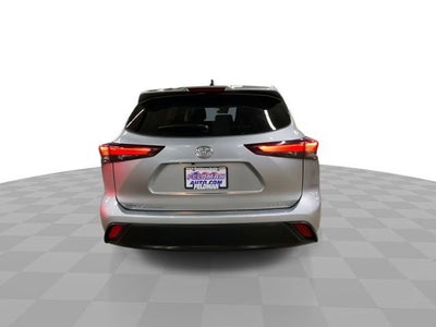 2024 Toyota Highlander LE