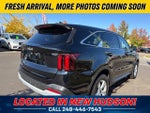 2025 Kia Sorento LX