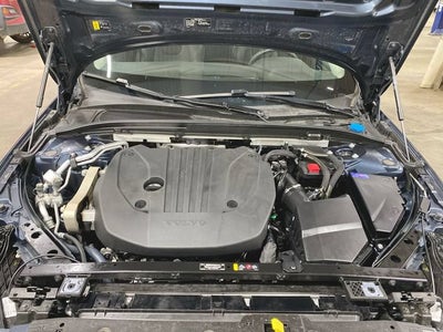 2024 Volvo S60 Core Dark Theme