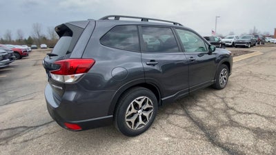 2022 Subaru Forester Premium