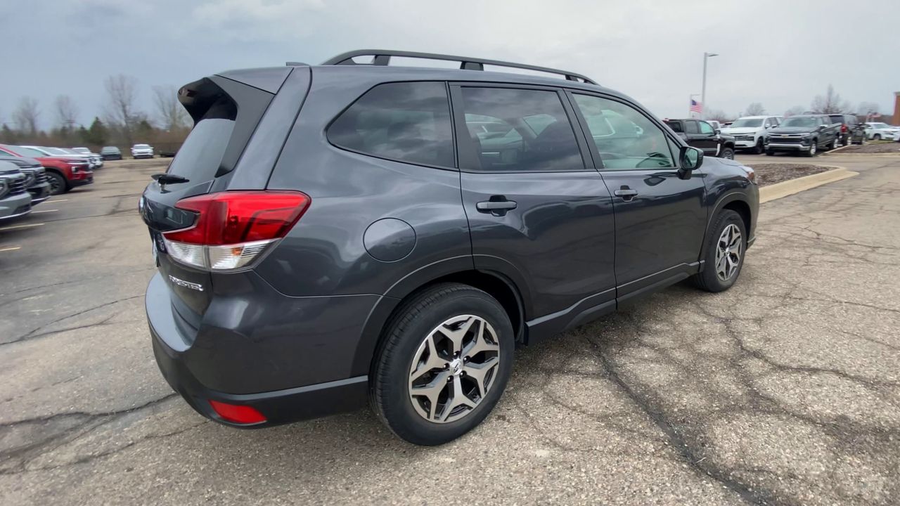 2022 Subaru Forester Premium