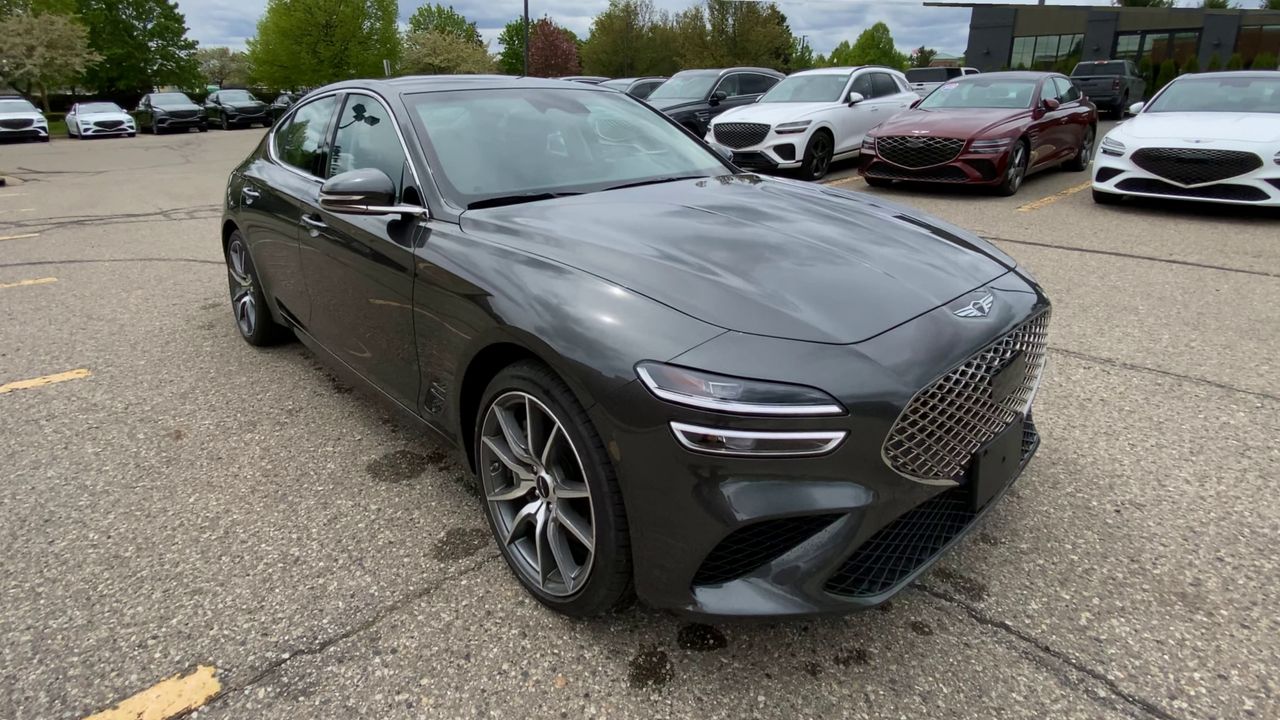 2025 Genesis G70 2.5T