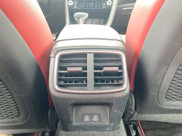 2025 Genesis G70 3.3T AWD Sport Advanced