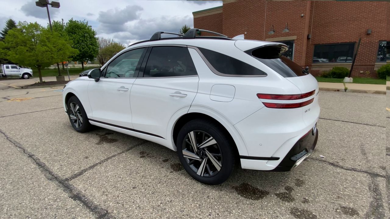 2026 Genesis GV70 3.5T Sport Advanced