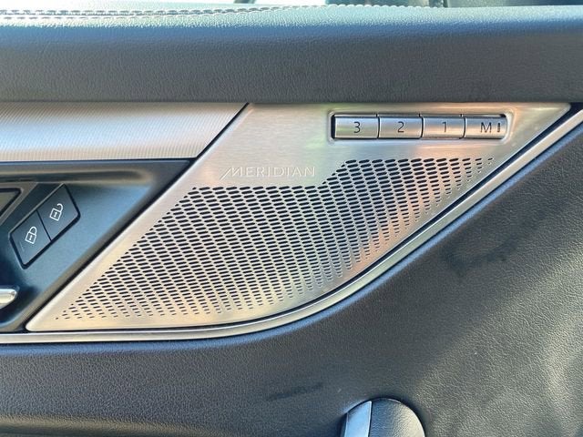 2024 Jaguar F-PACE R-Dynamic S