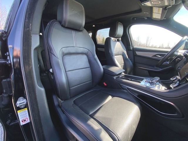 2024 Jaguar F-PACE R-Dynamic S