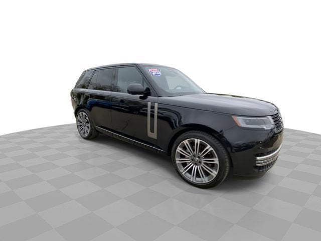 2025 Land Rover Range Rover SE