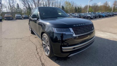 2025 Land Rover Range Rover SE