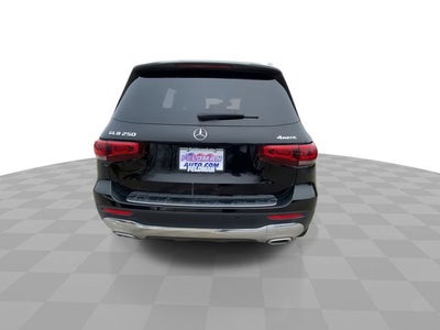 2022 Mercedes-Benz GLB 250 4MATIC®