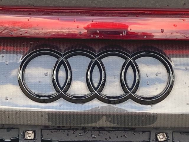 2023 Audi RS Q8 TFSI quattro Tiptronic