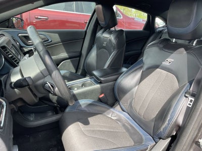 2015 Chrysler 200 S