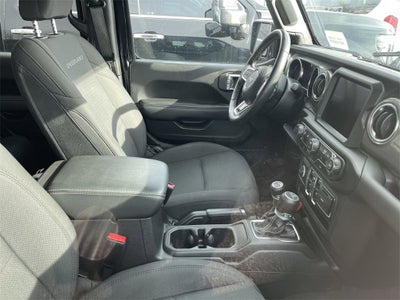 2022 Jeep Gladiator Overland